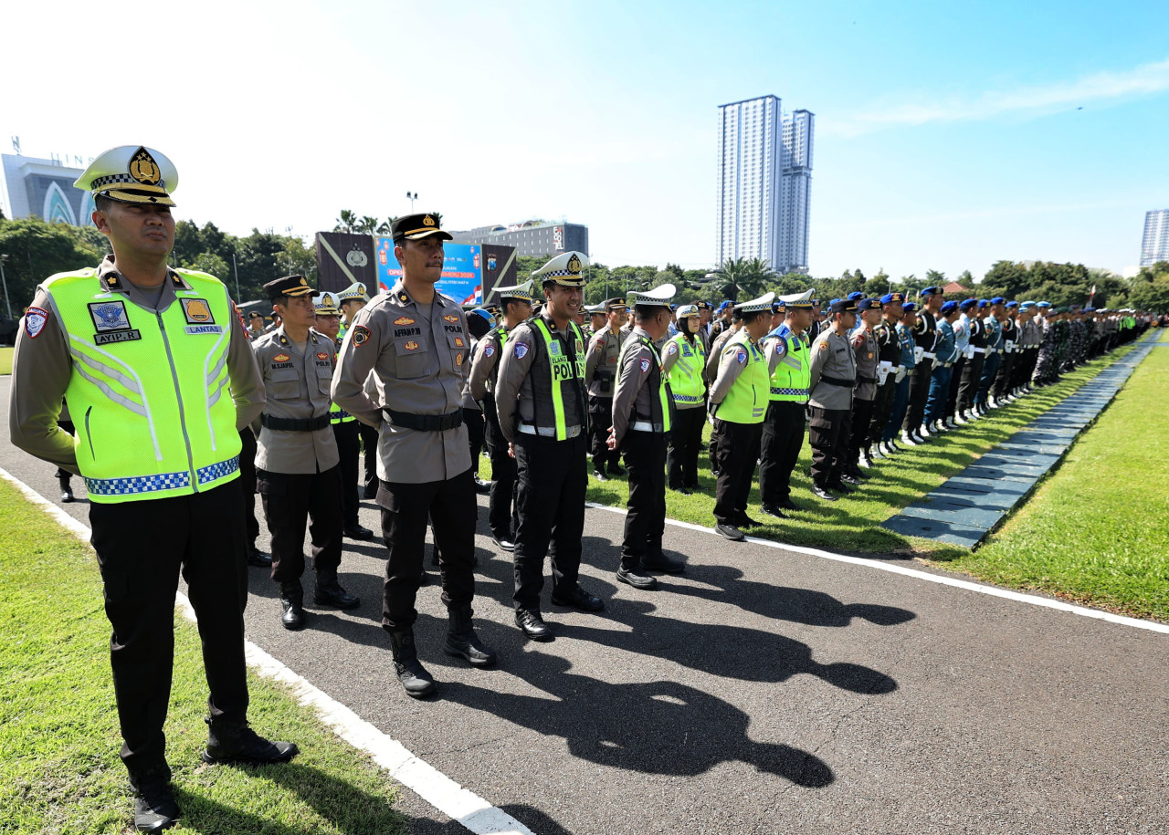 Apel Gelar Pasukan Operasi Ketupat Semeru 2026 di lapangan Mapolda Jatim, Surabaya, Kamis (12/3/2026). (Foto: Humas Polda Jatim for jatimnow.com)