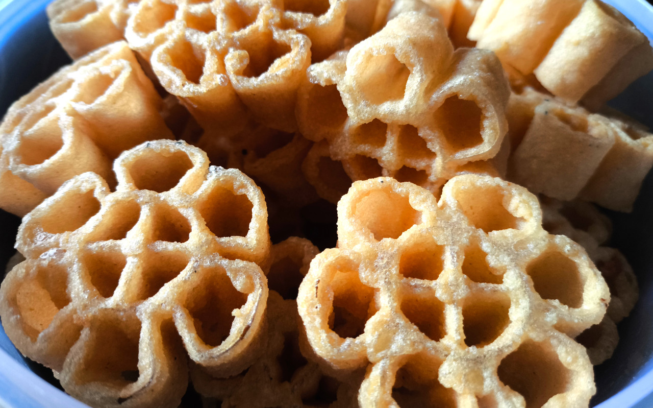 Kue Seroja (Foto: Dadang Kurnia/ jatimnow.com)