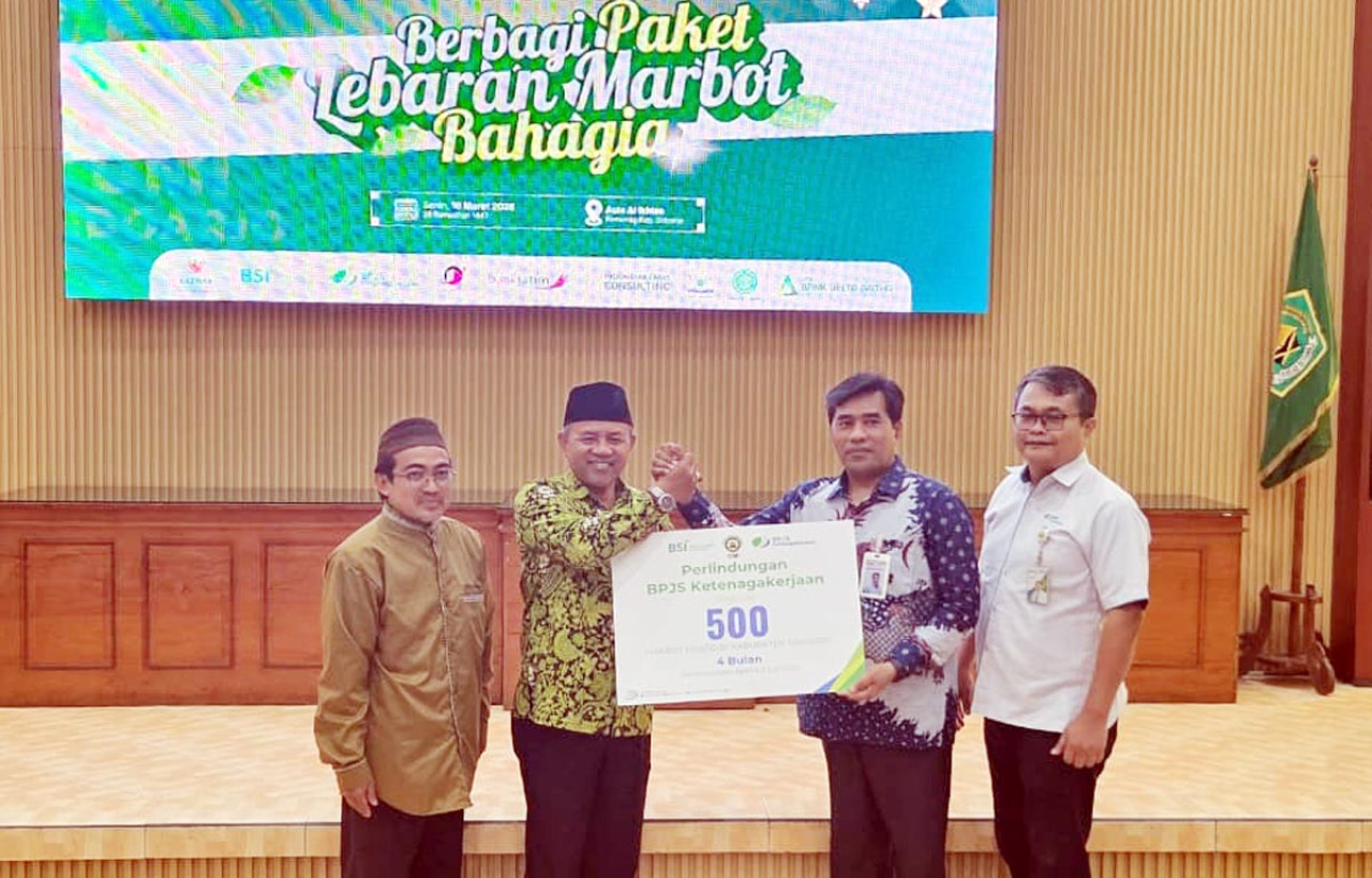 500 marbot masjid di Sidoarjo resmi mendapatkan perlindungan JKK dan JKM dari BPJS Ketenagakerjaan melalui kolaborasi dana CSR. (Foto/jatimnow.com)