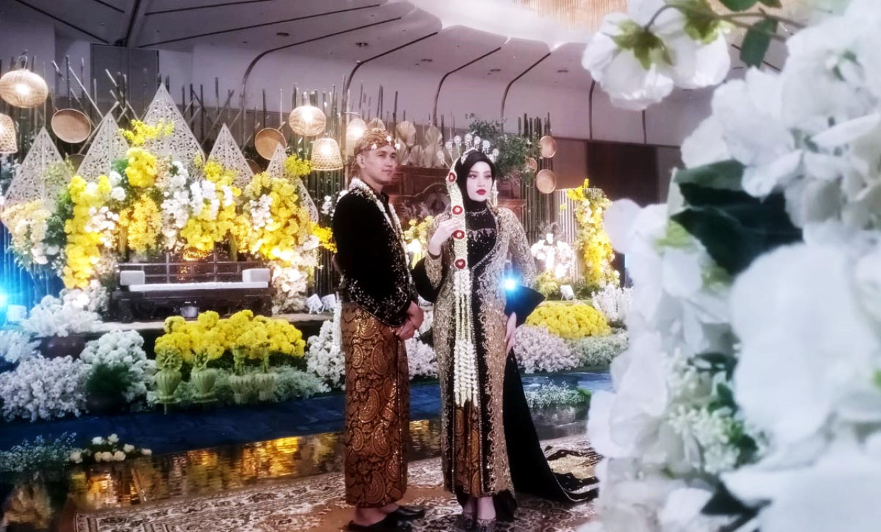 Pesta Pernikahan Tradisional di Surabaya Kini Lebih Intim dan Mewah