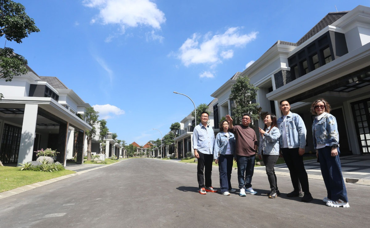 Pakuwon Group menawarkan konsep modern tropical dengan fasilitas privat di lingkungan residensial premium di Surabaya Barat (foto: Ali Masduki/jatimnow.com)