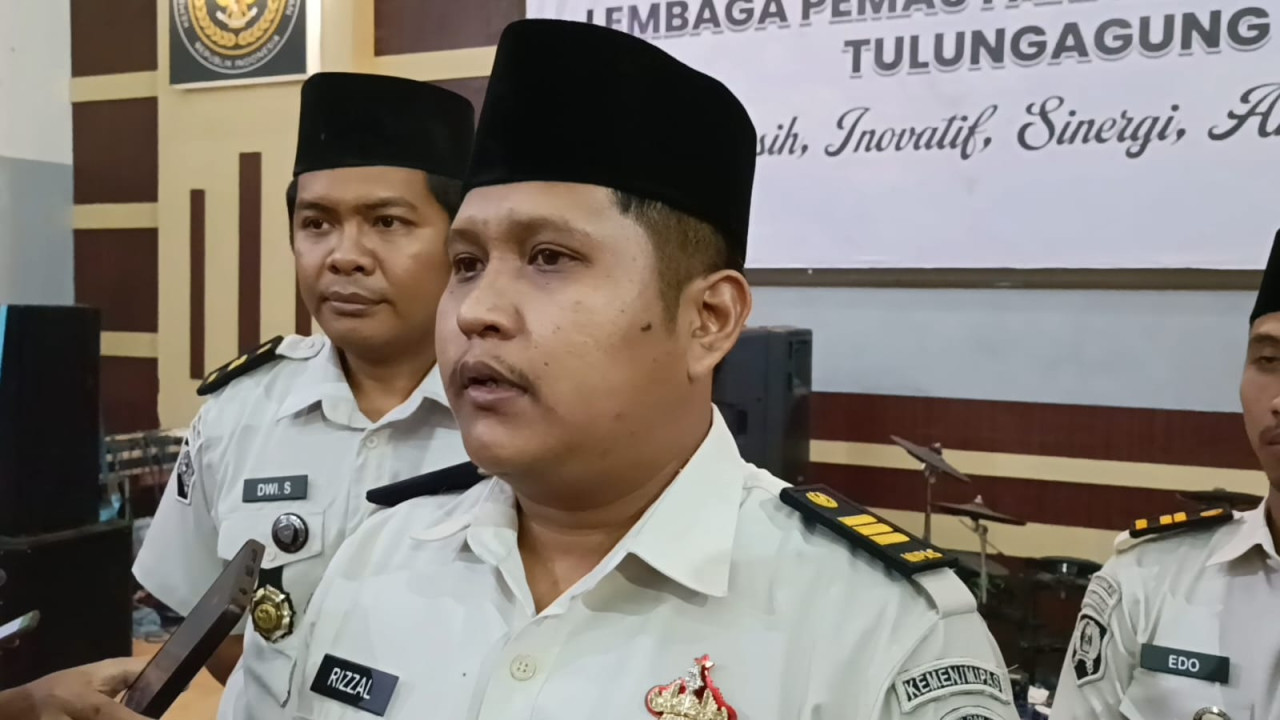 Kasi Bimbingan Narapidana, Anak Didik dan Kegiatan Kerja (Binadik Giatja) Lapas Kelas IIB Tulungagung, Rizzal Arbi Fanani. (Foto: Bramanta/jatimnow.com)