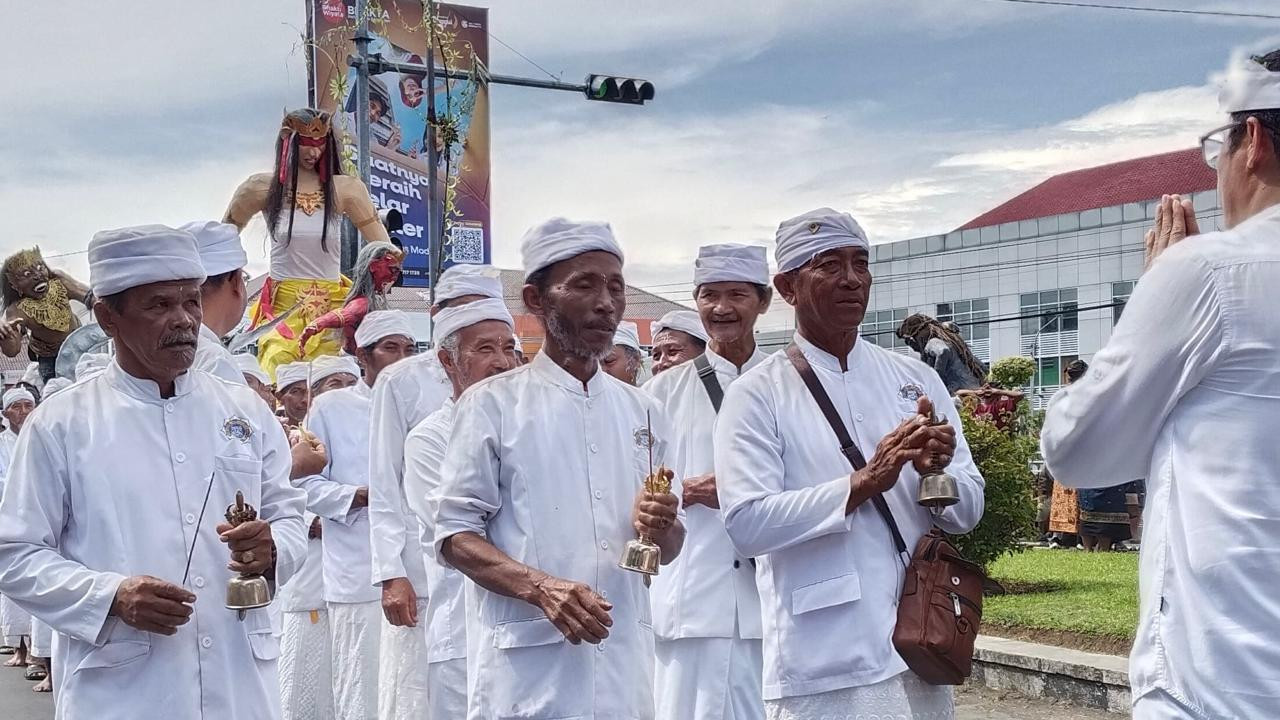 Melihat Tawur Agung Kesanga Jelang Nyepi 1948 Saka di Kediri