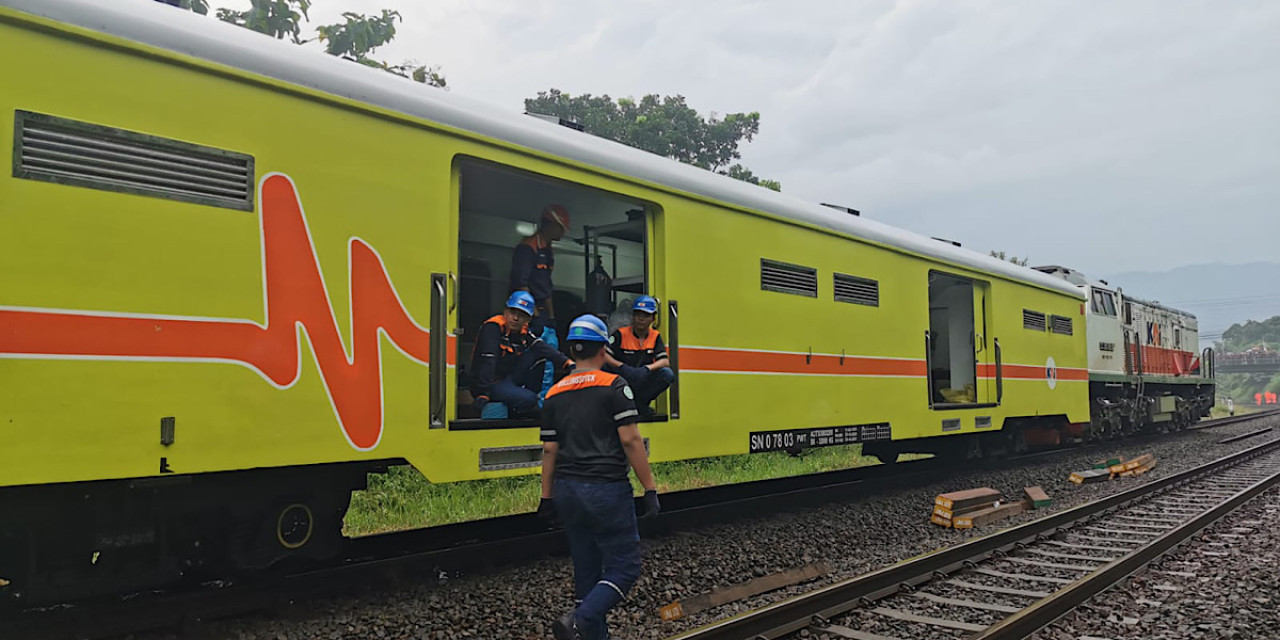 KA Bangunkarta anjlok di Emplasemen Bumiayu (km 312+1, wesel 21A dan 21B) Daop 5 Purwokerto. (Foto: Daop 7 Madiun/jatimnow.com)
