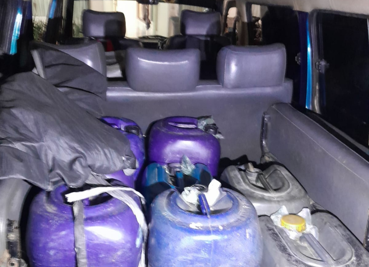 Polisi Ungkap Aksi Borong Pertalite di Jember, Dijual Kembali ke Pom Mini