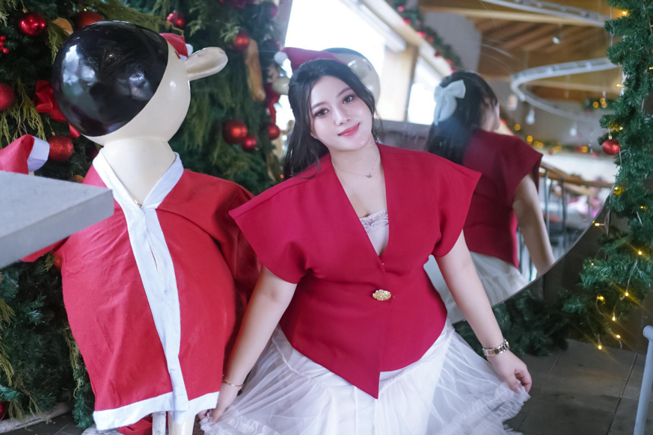 Cessil Yananda, pengusaha salon di Surabaya. (Foto: Ali Masduki/jatimnow.com)