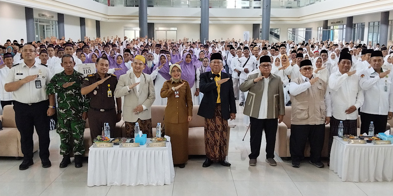1.198 CJH Kediri Siap Berangkat, 6 Jamaah Masih Tunggu Kepastian Kloter