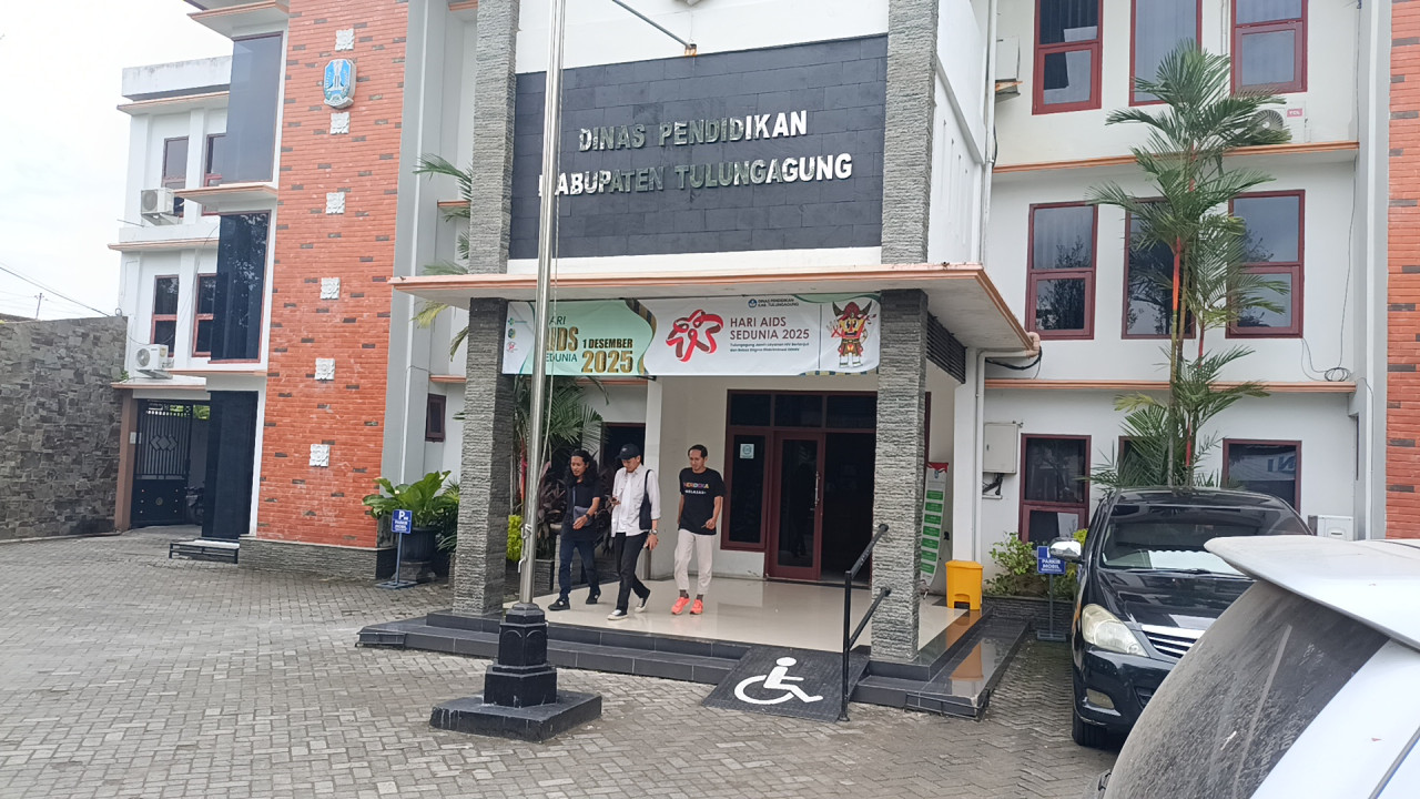 Kantor Dinas Pendidikan Tulungagung. (Foto: Bramanta/jatimnow.com)