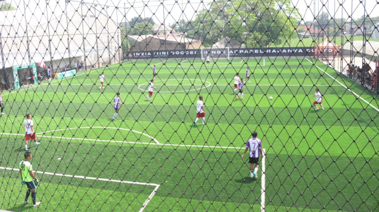 Rasakan Bermain di Lapangan Kediri Dengan Kualitas Rumput Liga Inggris