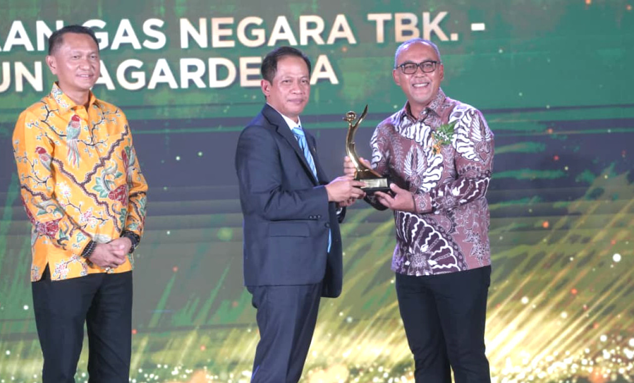 PGN menerima penghargaan PROPER dalam ajang yang digelar Kementerian Lingkungan Hidup. (Foto: PGN for jatimnow.com)