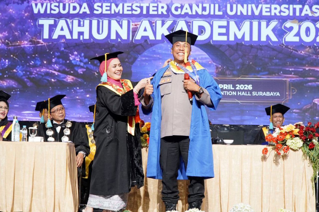 Mengenal IPDA Purnomo, Wisudawan Unitomo yang Wakafkan Hidup untuk ODGJ