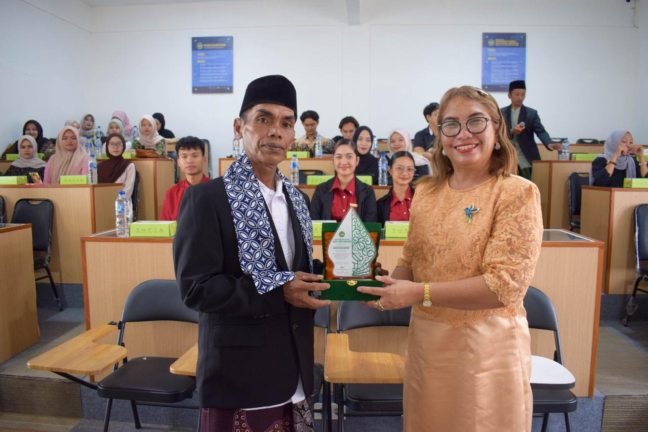 Seminar internasional di Unsida Lamongan hadirkan dosen asal Filipina. (Foto : Adyad Ammy Iffansah/jatimnow.com)