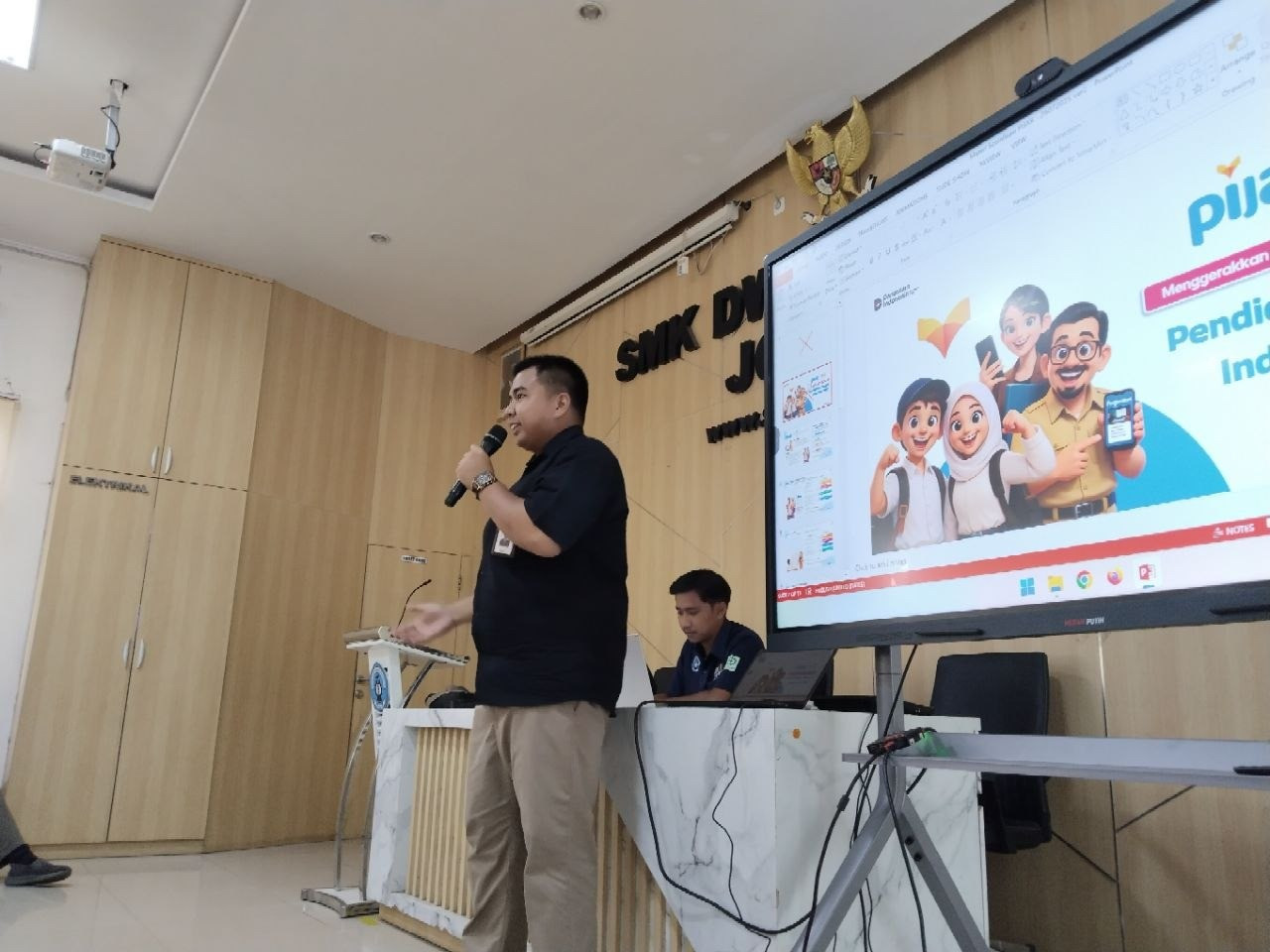 Telkom Dorong Transformasi Digital Pendidikan Melalui Program Pijar Sekolah