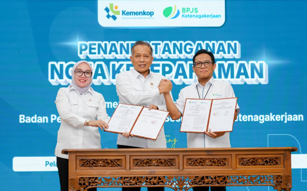 Kerjasama antara BPJS Ketenagakerjaan dan Kementerian Koperasi kerjasama lengenai jaminan sosial ketenagakerjaan bagi pengurus, pengelola, pekerja, hingga anggota koperasi di seluruh Indonesia. (Foto: BPJS for jatimnow.com).