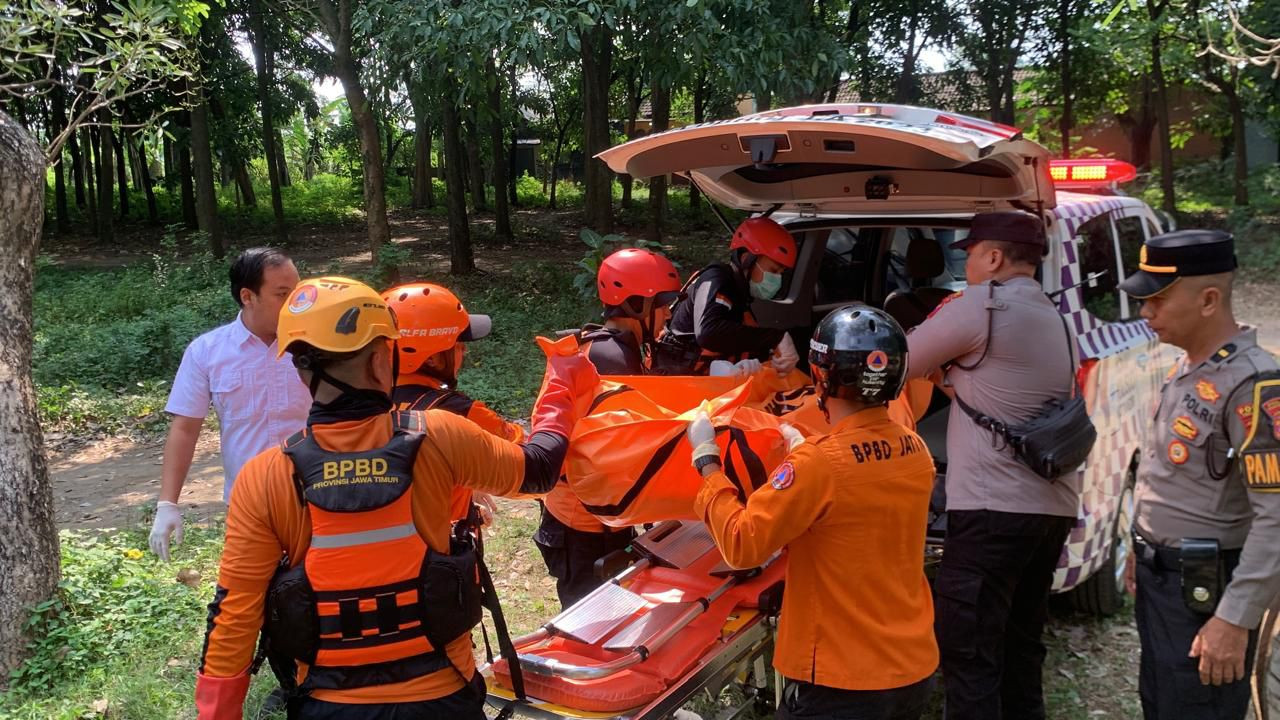 Pencari Ikan yang Tenggelam di Sungai Brantas Tulungagung Ditemukan Tewas