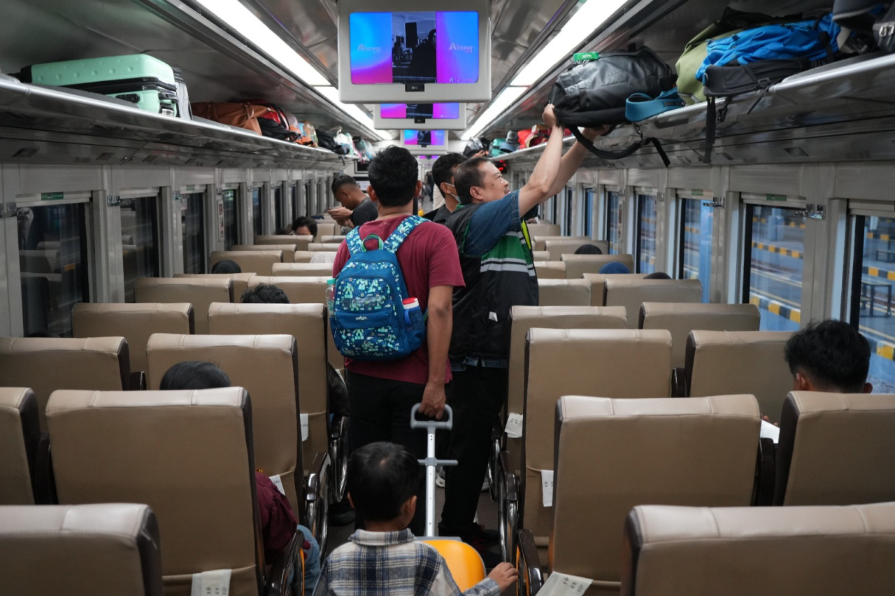 Libur Idul Adha, Mobilitas Penumpang KAI Daop 8 Surabaya Tembus 147 Ribu Orang
