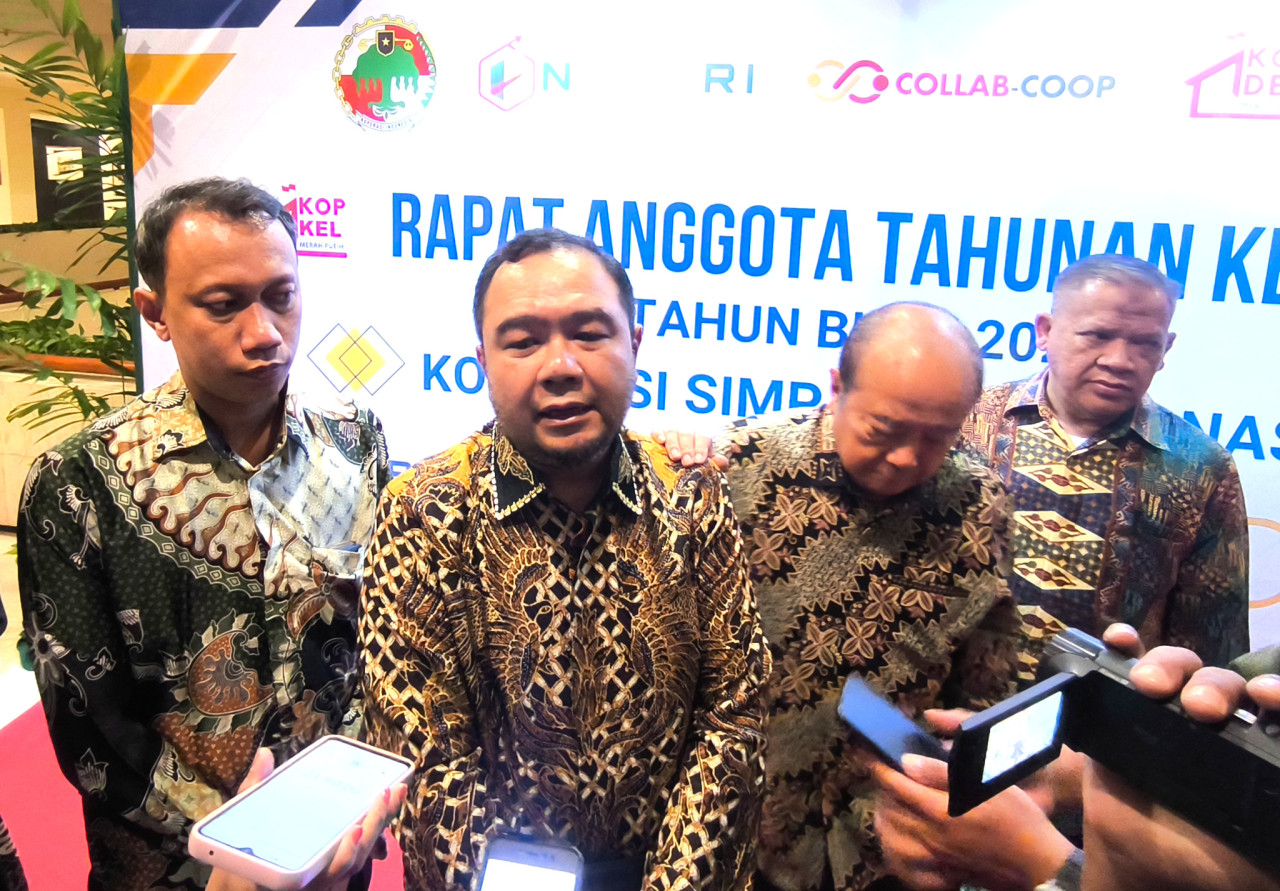 Ketua Umum KSP Nasari, Frans Meroga Panggabean. (Foto: Dadang Kurnia/ jatimnow.com)
