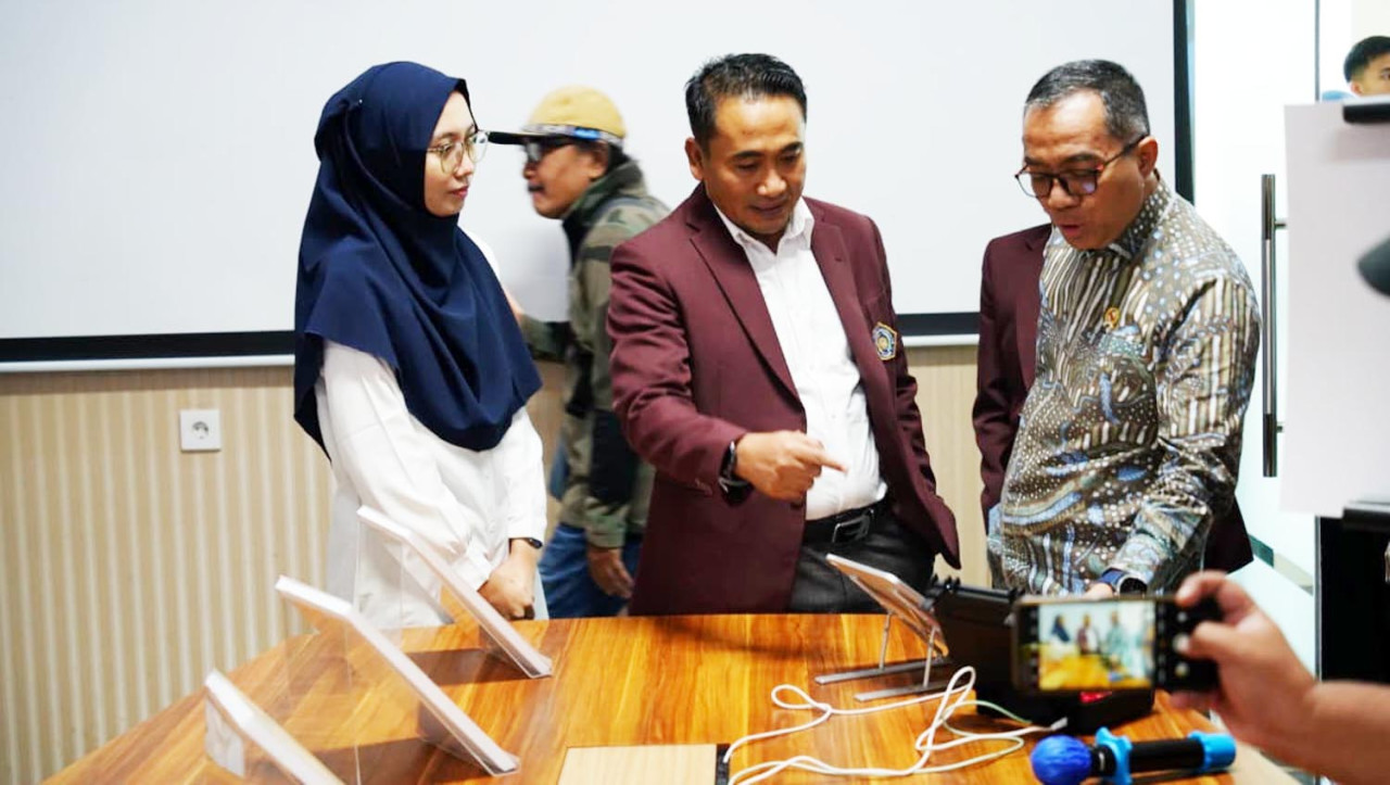 Mendiktisaintek Batasi Kuota PTN hingga Juli, Beri Ruang untuk Kampus Swasta