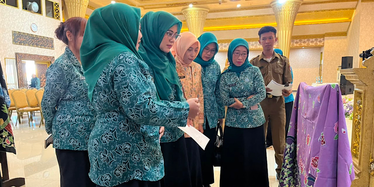 Lomba CINTA Batik di Pendopo Wahyawibawagraha. (Foto: Diskominfo Jember/jatimnow.com)