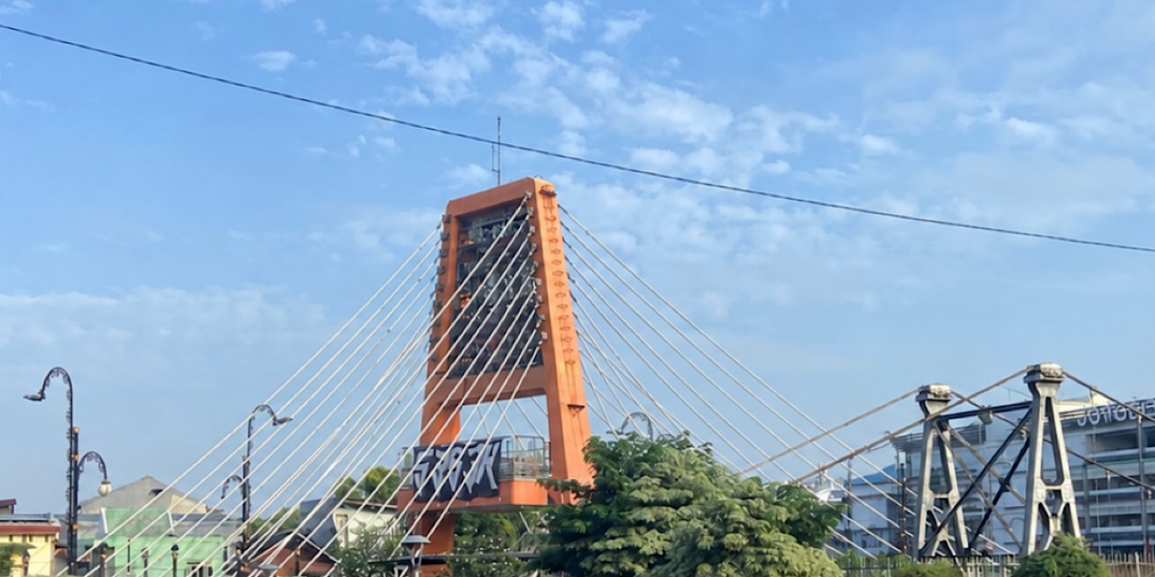 Cuaca Surabaya.