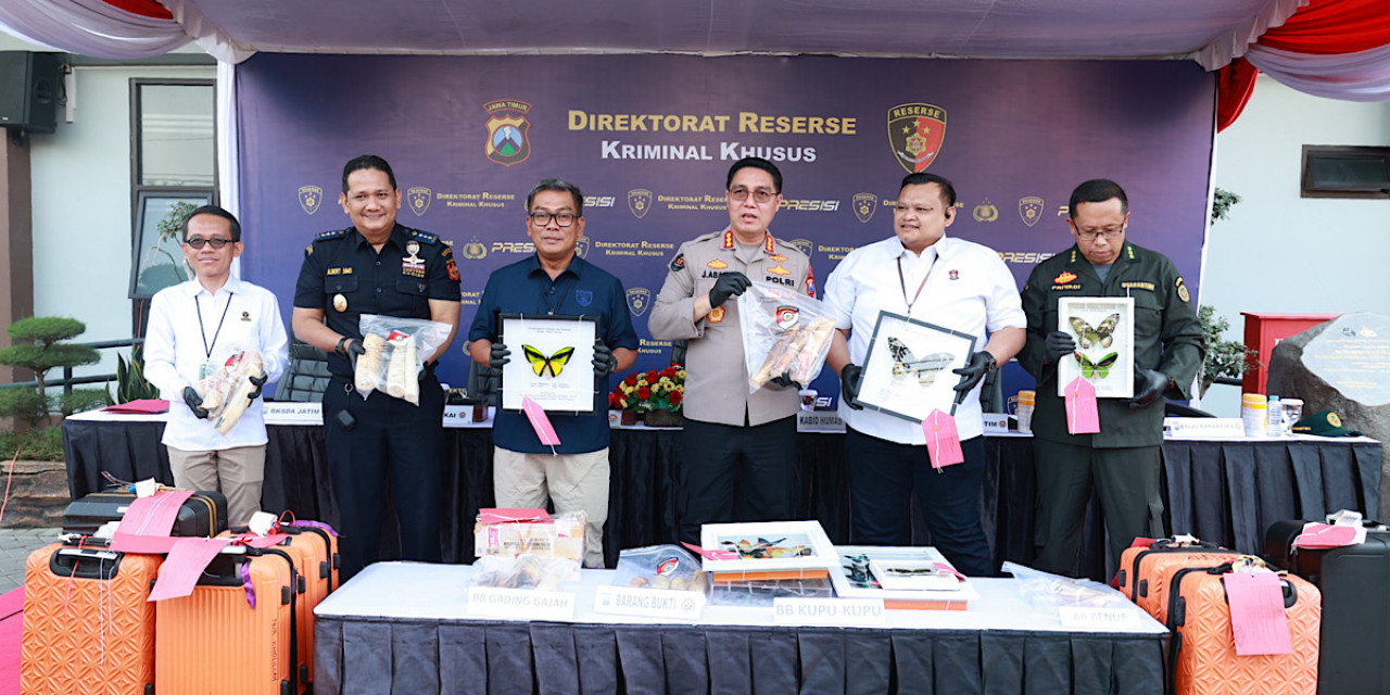 Rilis kejahatan sumber daya alam di Polda Jatim. (Foto: Humas Polda Jatim/jatimnow.com)