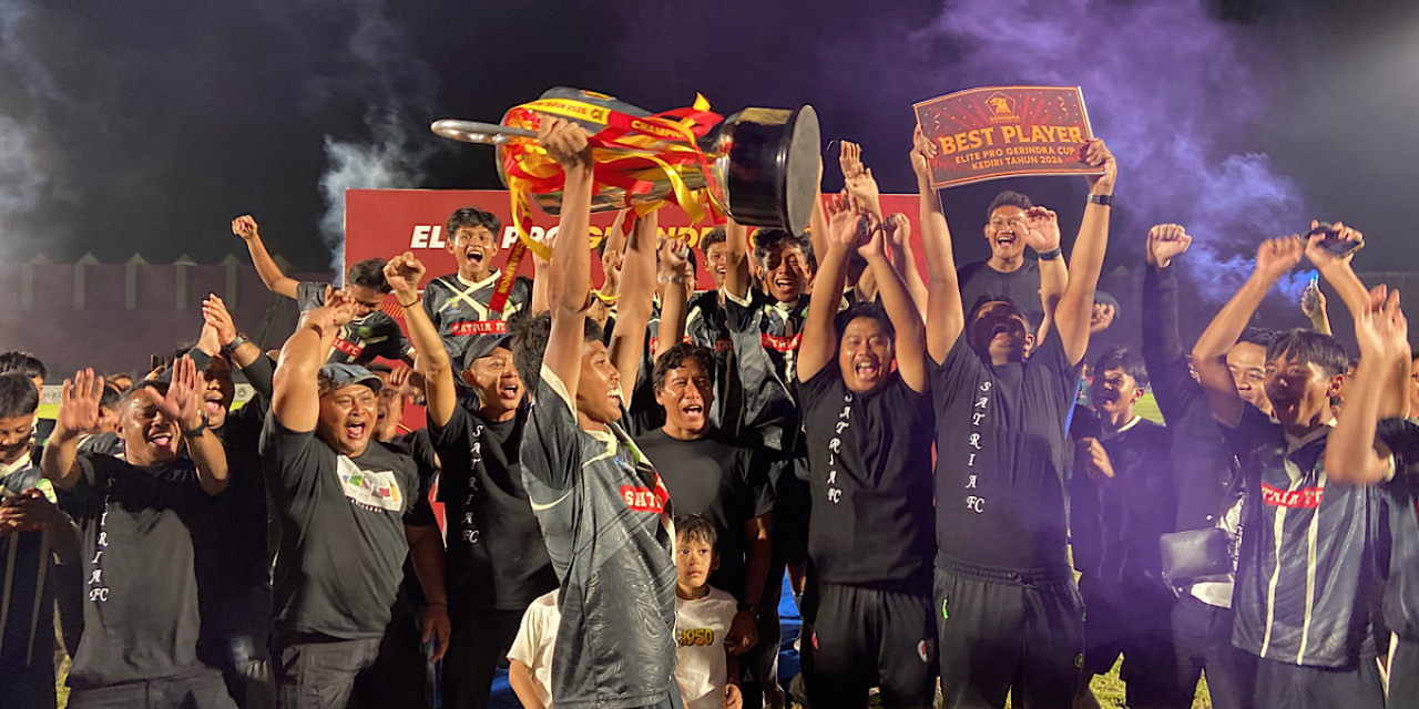 Tim Satria Jatim merayakan juara Gerindra Cup U17. (Foto: Yanuar Dedy/jatimnow.com)
