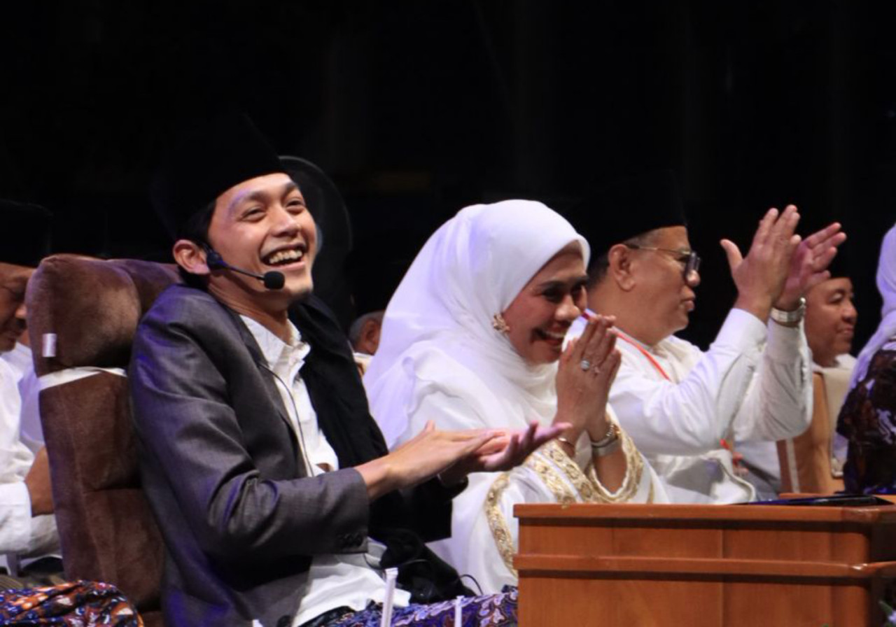 Gus Iqdam, saat ngaji bareng di Unitomo, Surabaya, Rabu (3/6/2026). (Foto: Humas Unitomo for jatimnow.com)