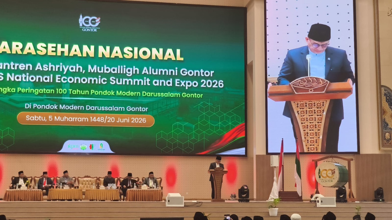 Wamenag Romo R. Muhammad Syafi’i hadiri Sarasehan Nasional Kiai Pesantren Ashriyah, Muballigh Alumni Gontor dan FORBIS National Economic Summit and Expo 2026, Sabtu (20/6/2026). (Foto: Ahmad Fauzani/ jatimnow.com)