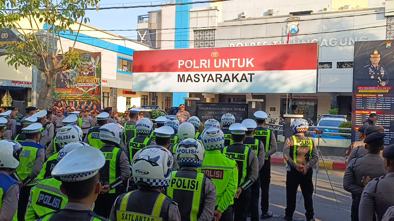 Apel pasukan pengamanan pengesahan warga baru PSHT di Tulungagung. (Foto: Bramanta/jatimnow.com(