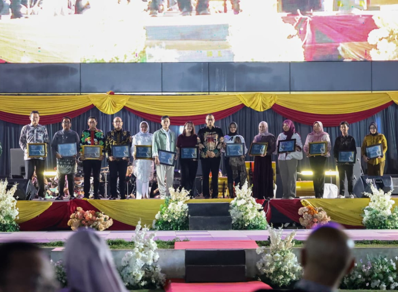 Grand Final Gus dan Ning di Alun-alun Jember. (Foto: Diskominfo Jember/jatimnow.com)
