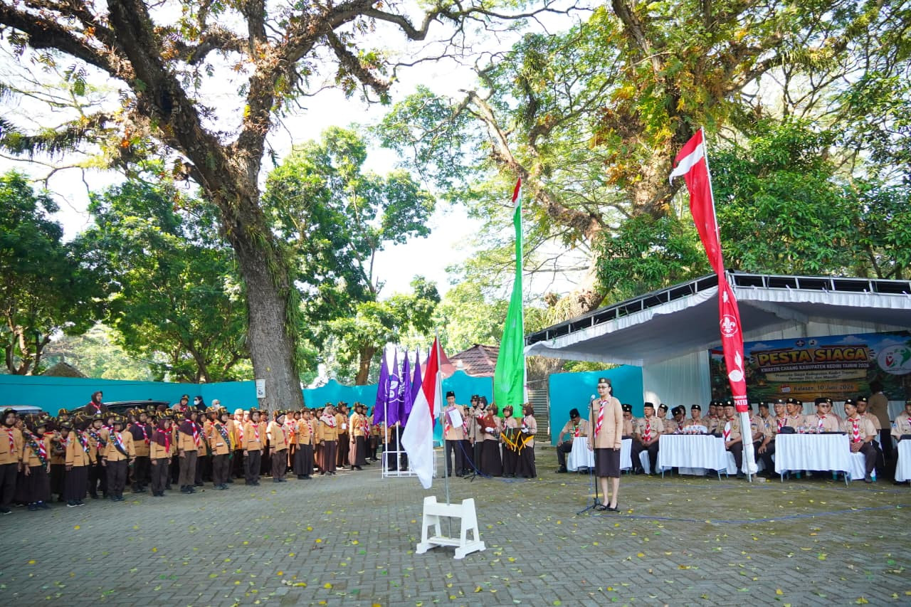 Kak Cicha Buka Pesta Siaga Pramuka di Taman Wisata Ubalan Kediri