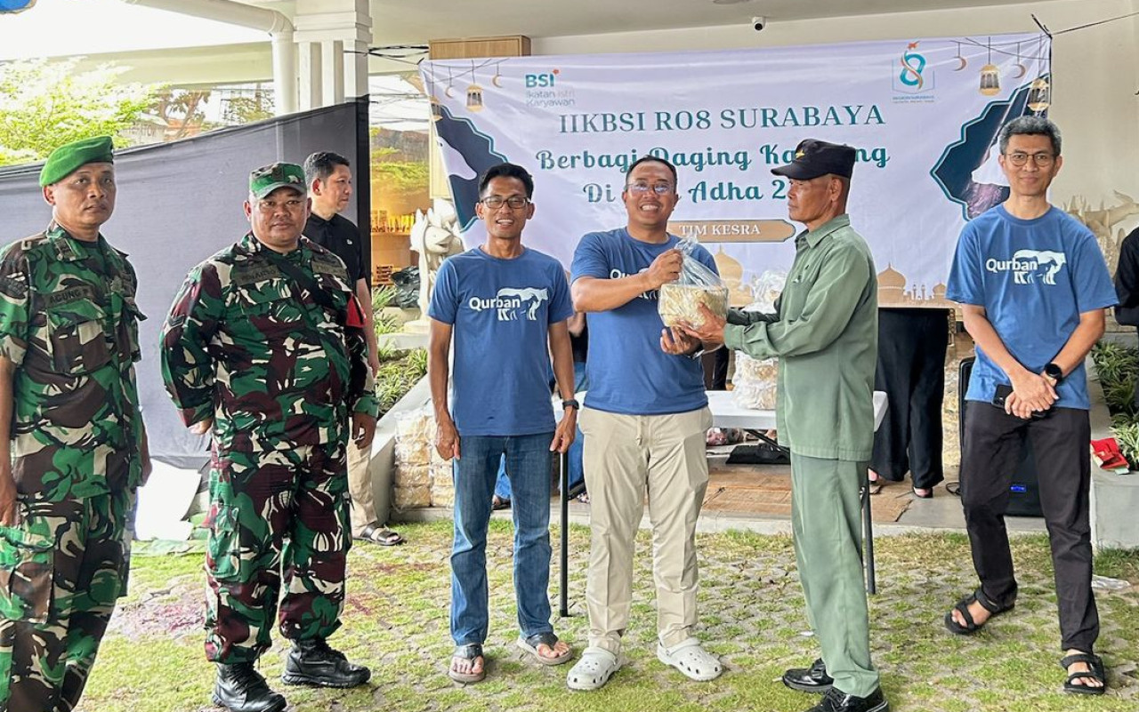 BSI Region VIII Surabaya menyalurkan 479 hewan kurban di Jawa Timur. (Foto: BSI for jatimnow.com)