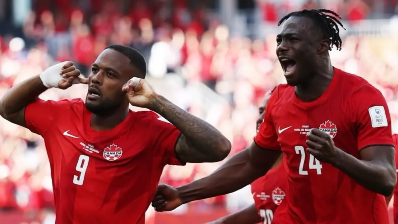 Pemain Timnas Kanada, Cyle Larin saat merayakan gol penyeimbang di Piala Dunia 2026. (Instagram pandit football)