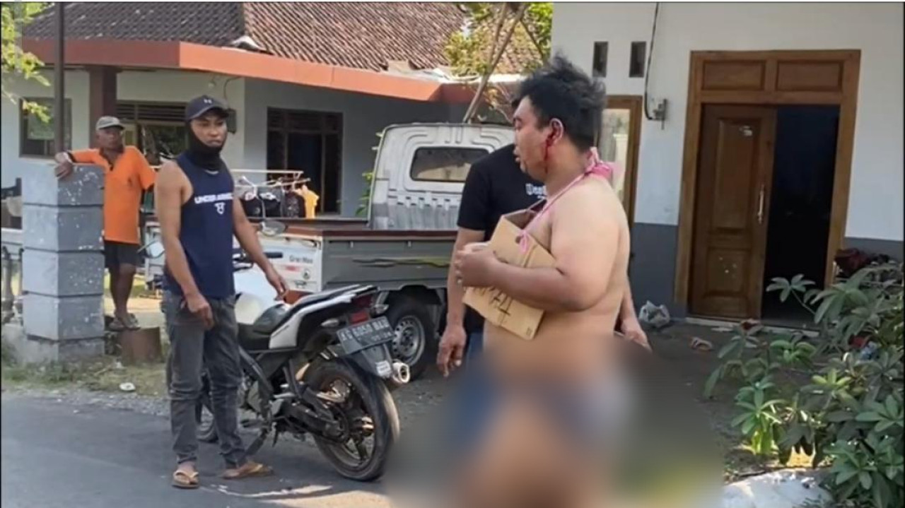 Curi Uang Kotak Amal Masjid, Pria di Blitar Diarak Warga