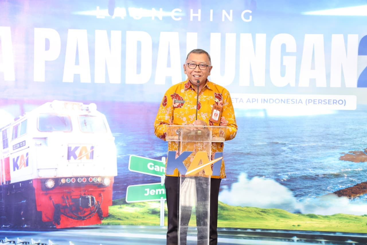 Staf Ahli Bidang Pemerintahan, Hukum, dan Politik, Harry Agustriono saat menghadiri peluncuran KA Pandalungan 2. (Foto: Diskominfo Jember/jatimnow.com)