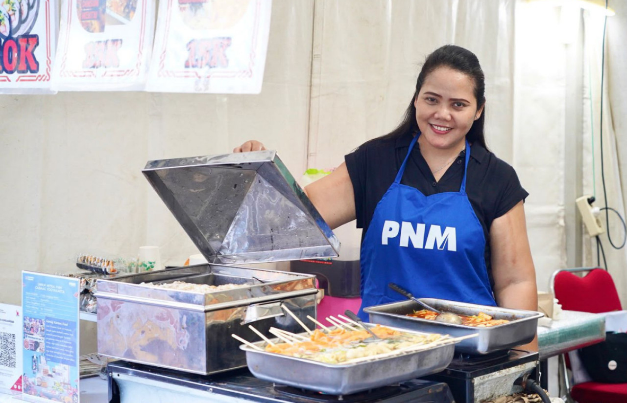 Salah satu nasabah PNM Mekaar, Iin Sutiyani. (Foto: PNM Mekaar for jatimnow.com)