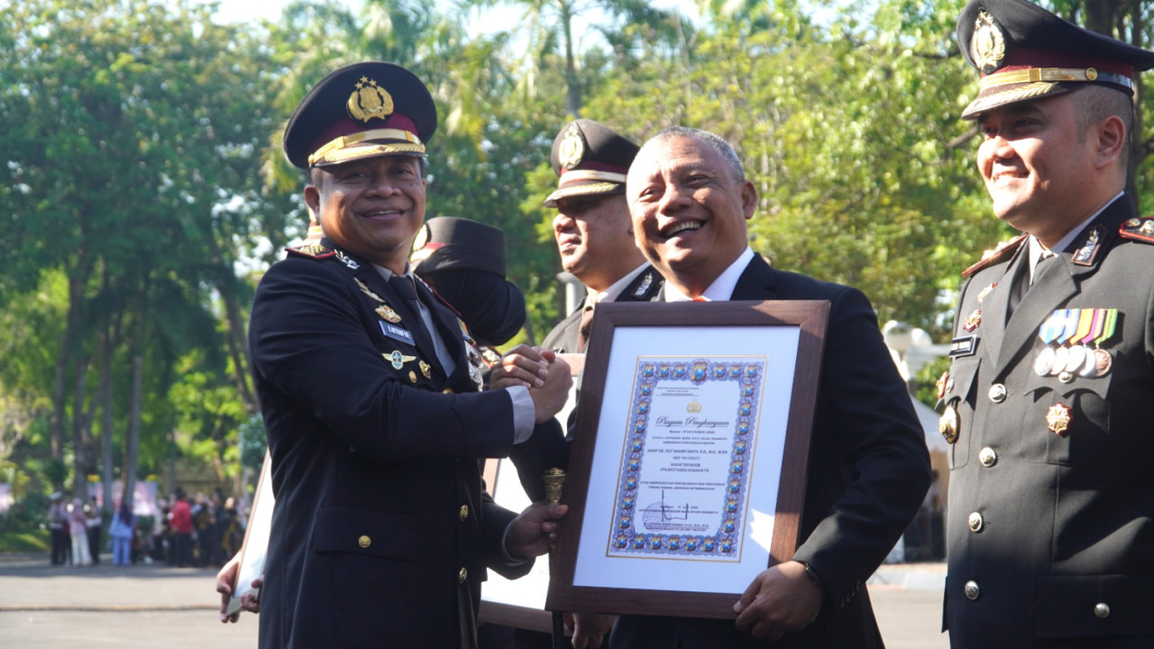 AKBP Edy Herwiyanto meraih enam penghargaan. (Foto: Humas for jatimnow.com)