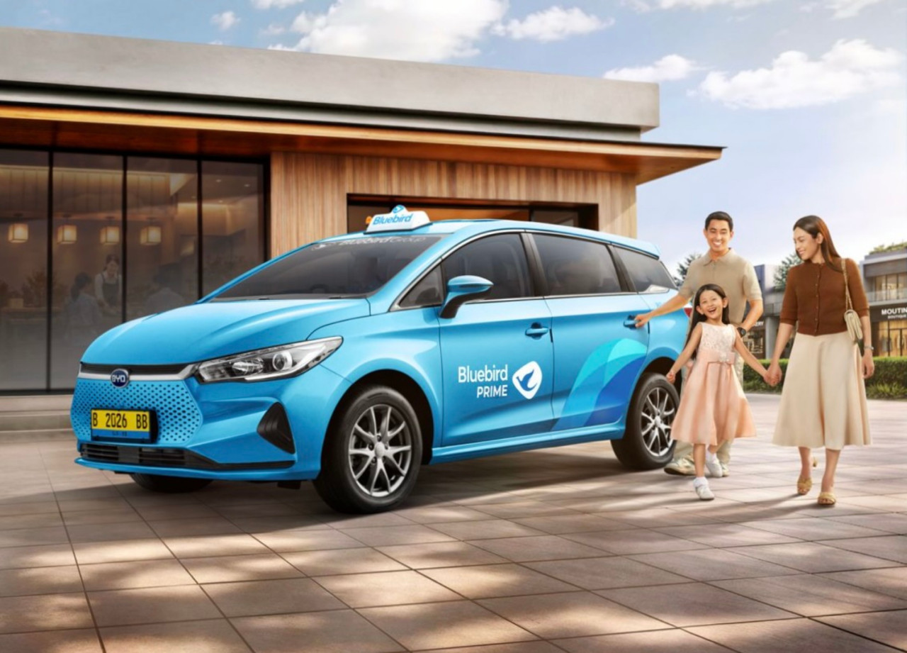Blue Bird Tbk resmi meluncurkan Bluebird Prime Surabaya. (Foto: Bluebird for jatimnow.com)