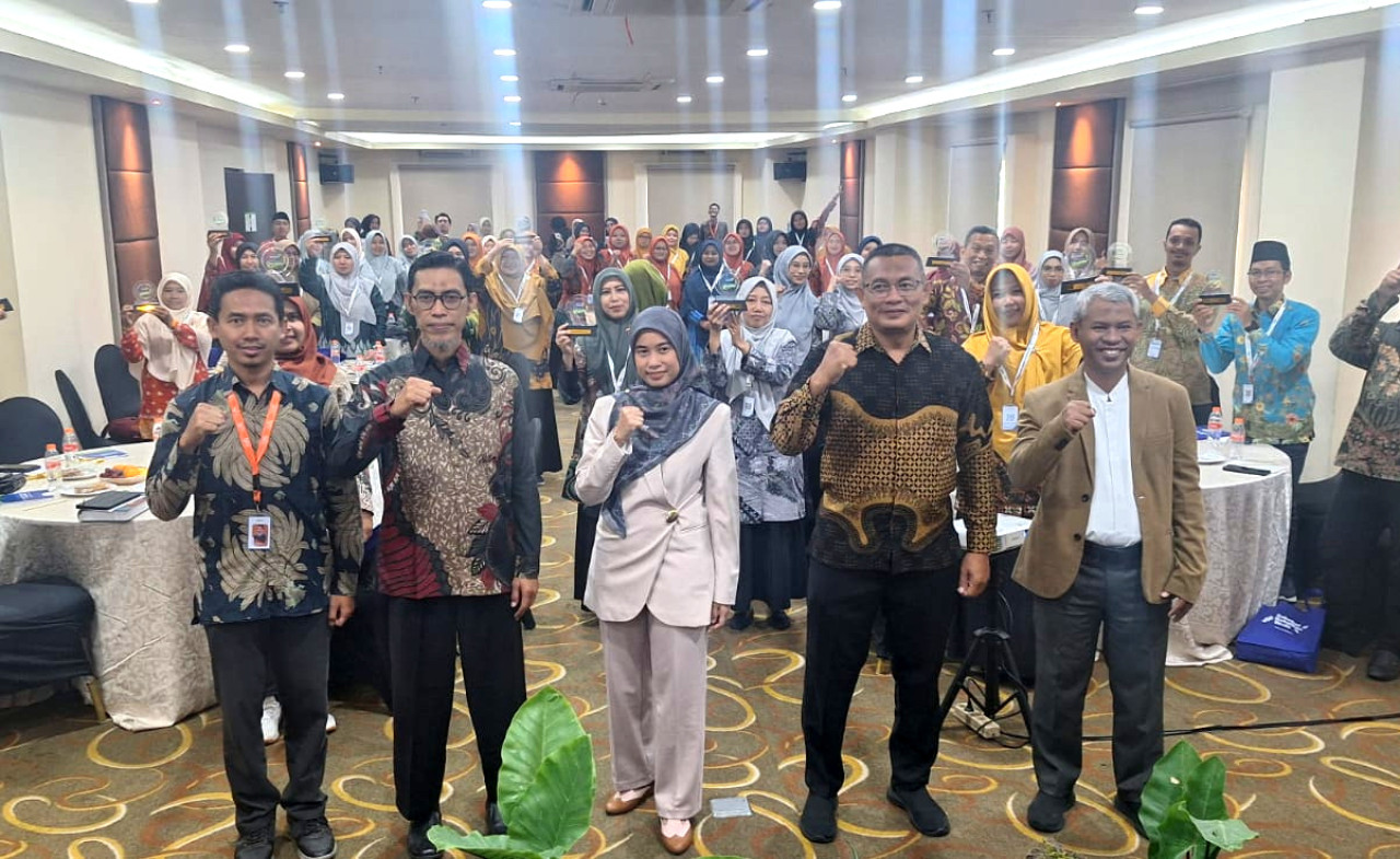 Stadium General dan Kick Off program Guru Gemilang Yayasan Dana Sosial al Falah (YDSF) di Hotel Namira, Sabtu (18/07/2026). (Foto: YDSF for jatimnow.com)