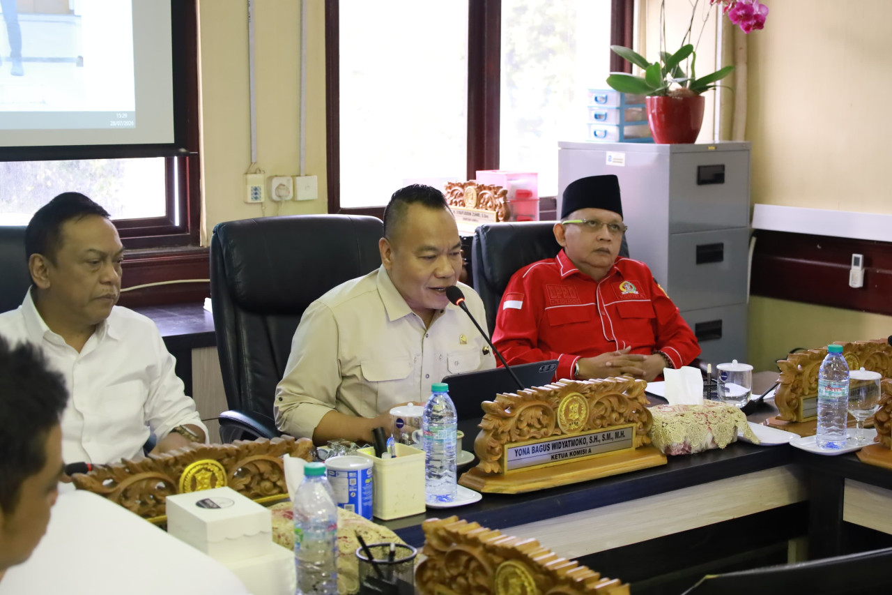 Ketua Komisi A DPRD Surabaya Yona Bagus Widyatmoko (foto: Komisi A for jatimnow.com)