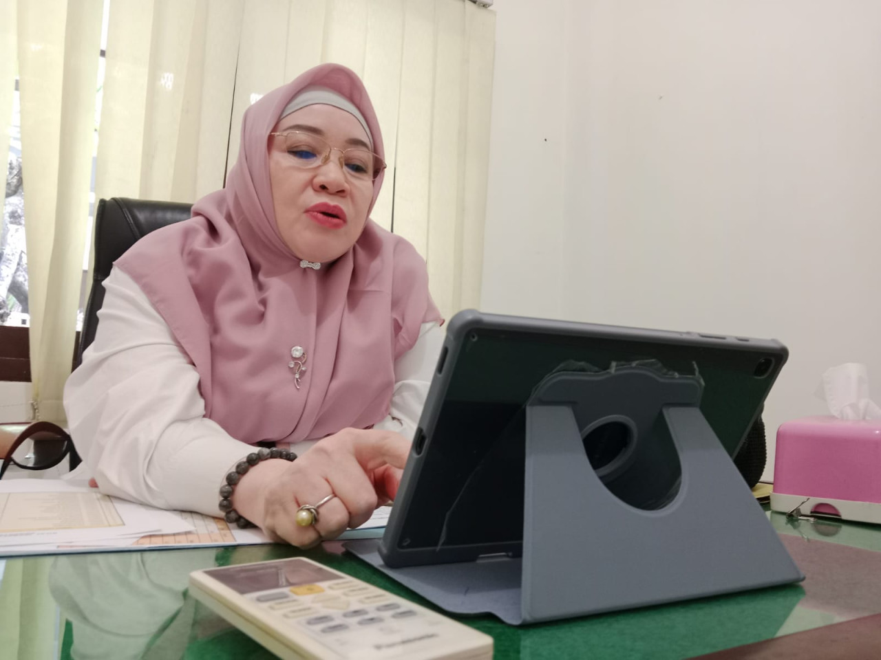 Kepala DPMPTSP Kabupaten Tulungagung, Imroatul Mufidah. (Foto: Bramanta/jatimnow.com)