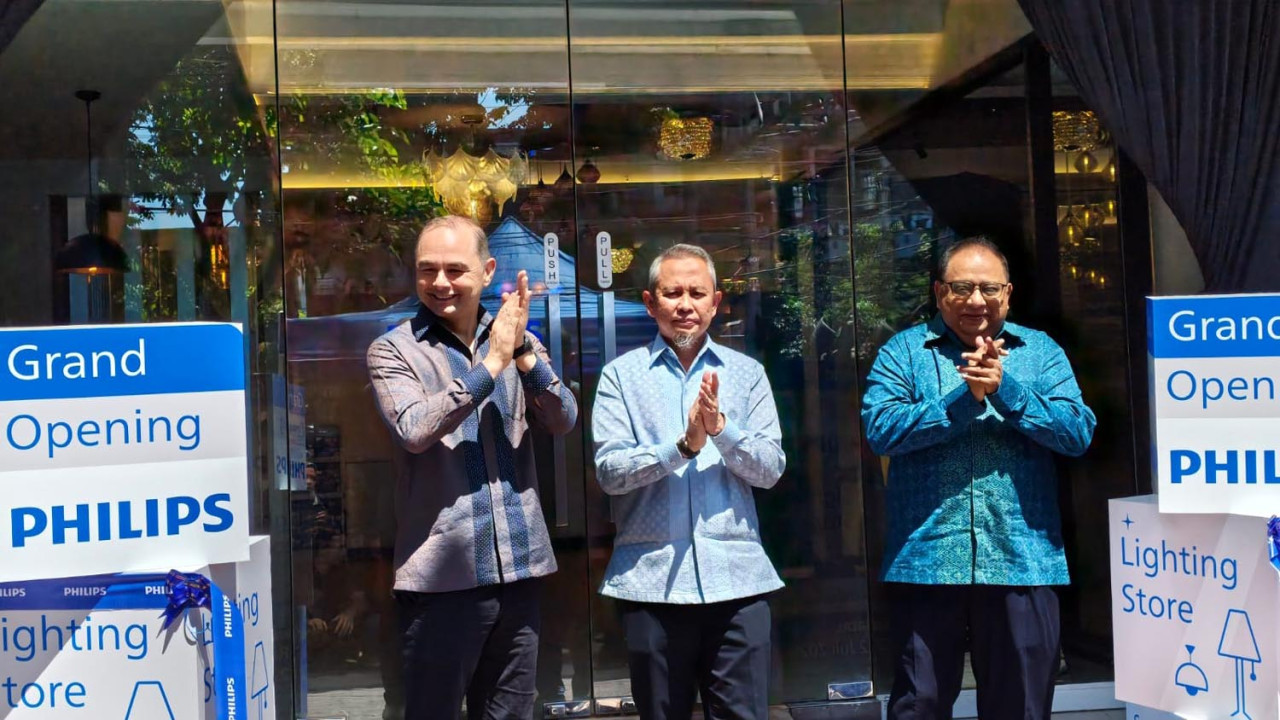 Seremial peremian Philips Lighting Store di Surabaya, Rabu (22/7/2026). (Foto: Ali Masduki/jatimnow.com)