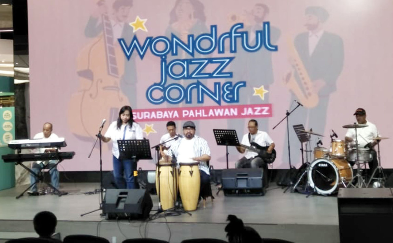 Wondrful Jazz Corner garapan Surabaya Pahlawan Jazz di Ciputra World buka ruang jamming gratis tiap Selasa malam demi regenerasi musisi urban. (Foto: SPJ for jatimnow.com)