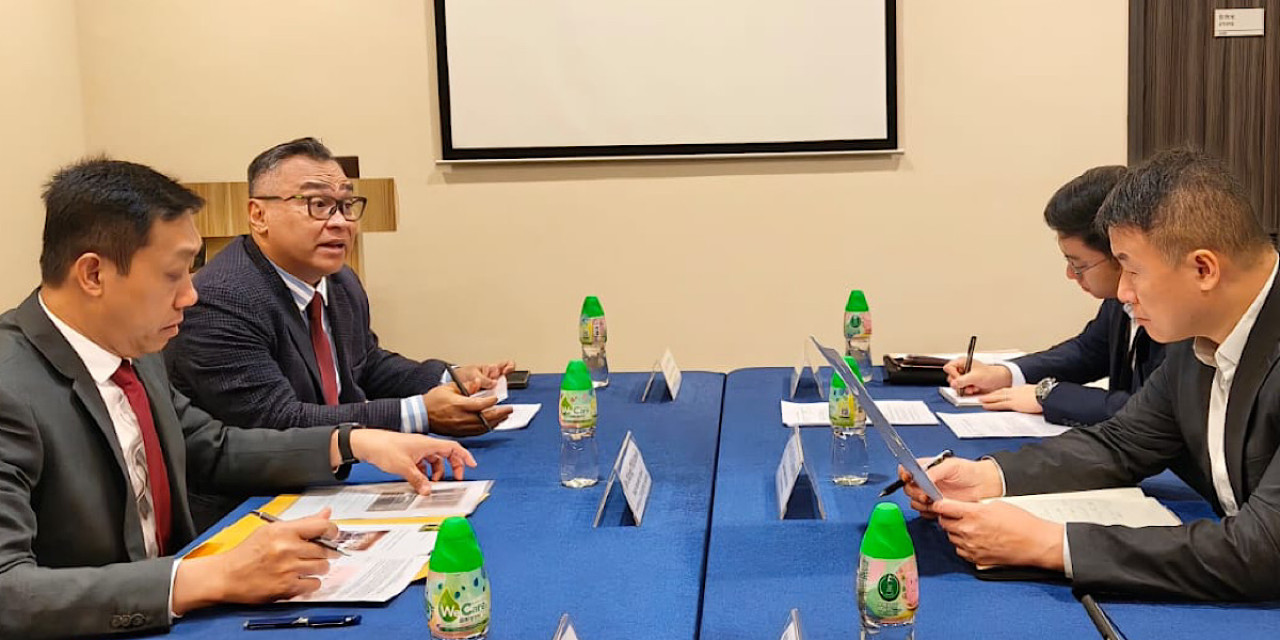 Polri melalui National Central Bureau (NCB) Interpol Indonesia melakukan pertukaran buronan dengan Kepolisian Republik Rakyat Tiongkok (RRT) atau China. (Foto: Istimewa)