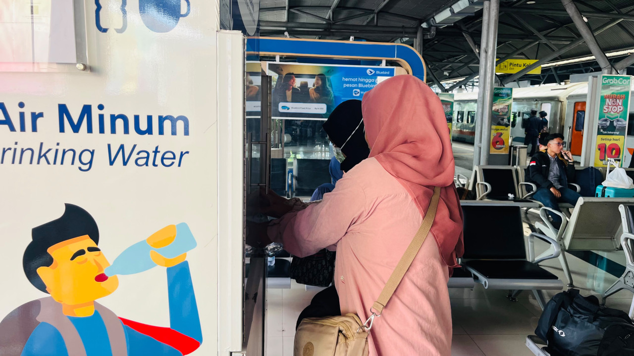 Water station di Stasiun Surabaya Gubeng. (Humas KAI Daop 8 Surabaya for jatimnow.com)