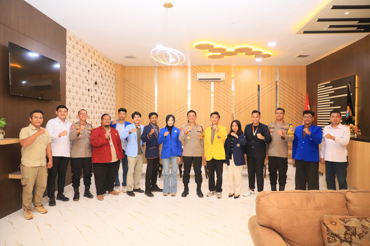 Audiensi perwakilan BEM Kediri Raya (BKR) di Ruang Bale Sekartaji Polres Kediri Kota. (Foto: Polres Kediri Kota/jatimnow.com)