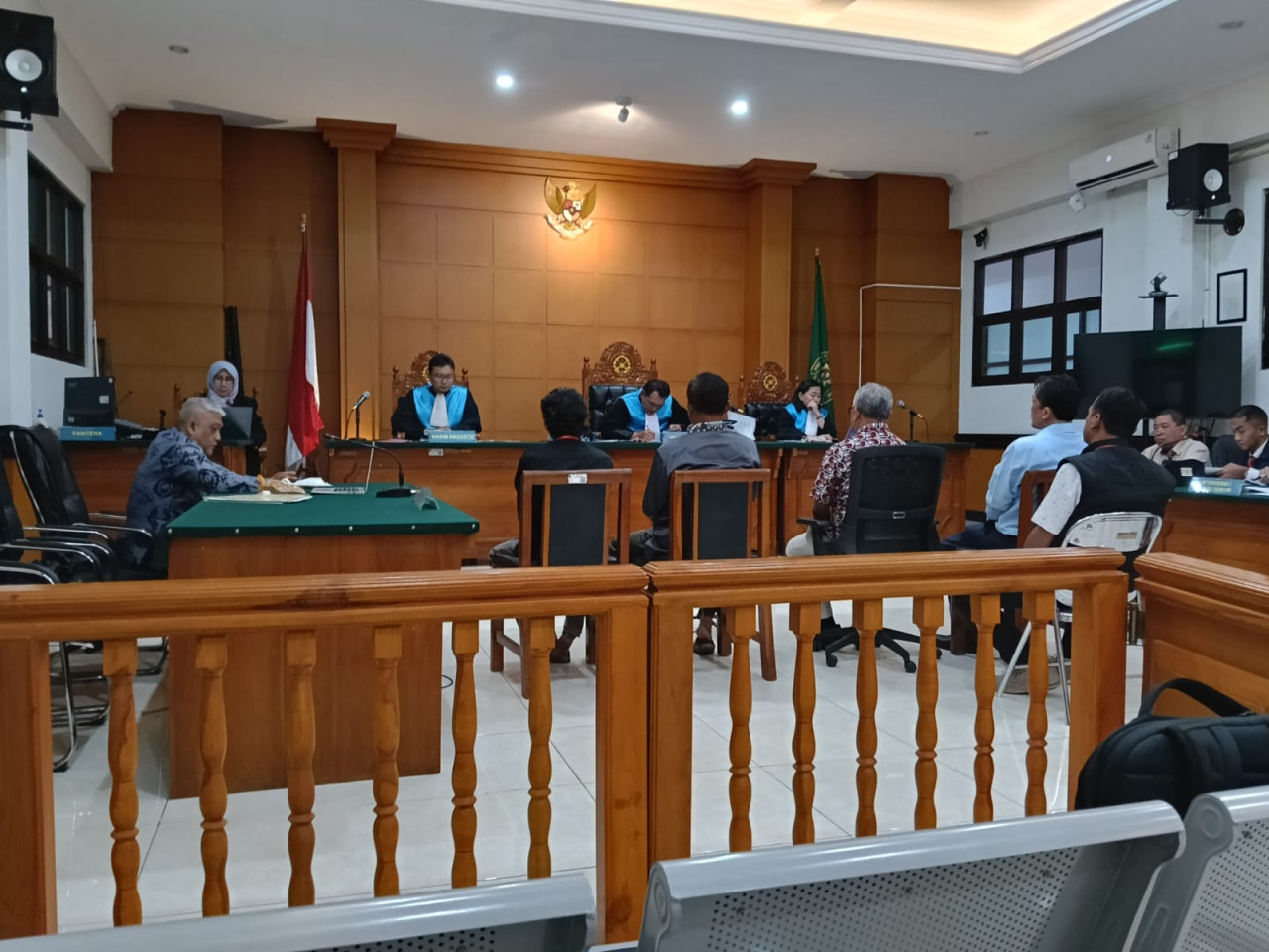 11 orang bersaksi di PTUN Surabaya (foto: Sahlil for jatimnow.com)