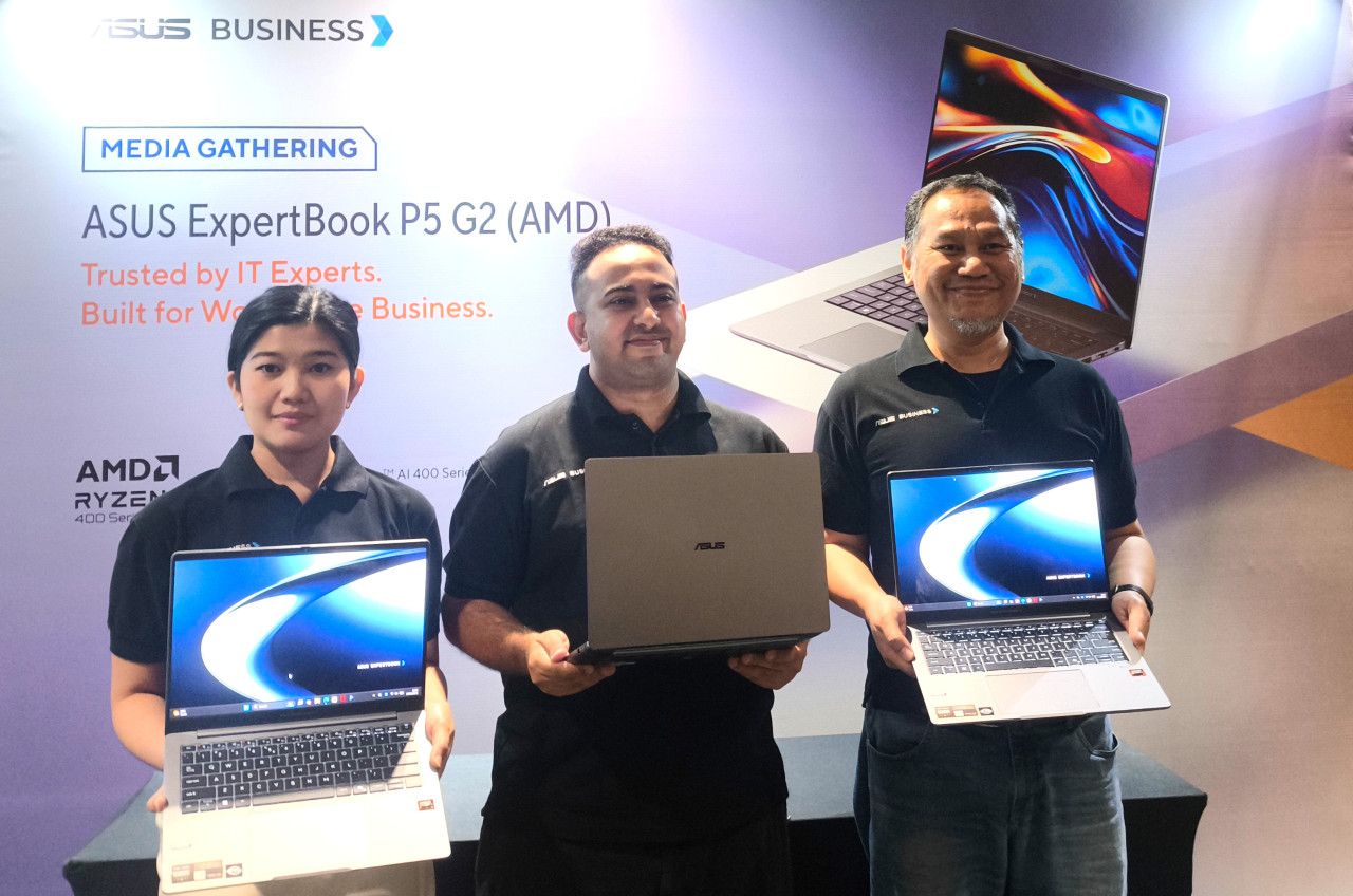 ASUS kenalkan produk terbarunya ExpertBook P5 G2 (AMD) di Surabaya, Kamis (27/8/2026). (Foto: Dadang Kurnia/ jatimnow.com)