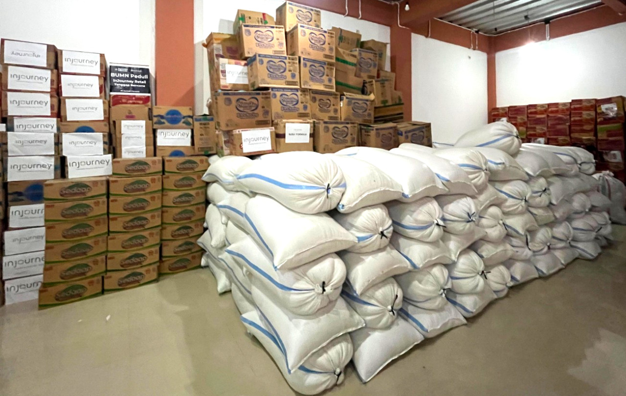 Bantuan yang dihimpun Holding Kawasan Industri Danareksa. (Foto: Humas PT SIER for jatimnow.com)