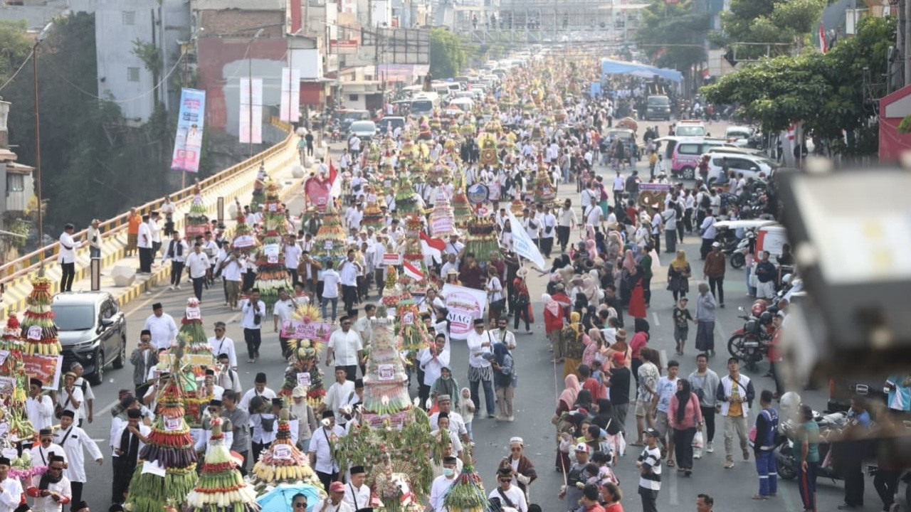 Kirab Pawai Budaya 527 Ancak Agung di Jember. (Foto: Sugianto/jatimnow.com)